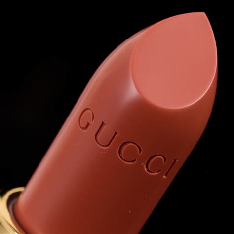 gucci lippenstift 205|Gucci Beauty Hold Your Man (205) Sheer Lipstick Review.